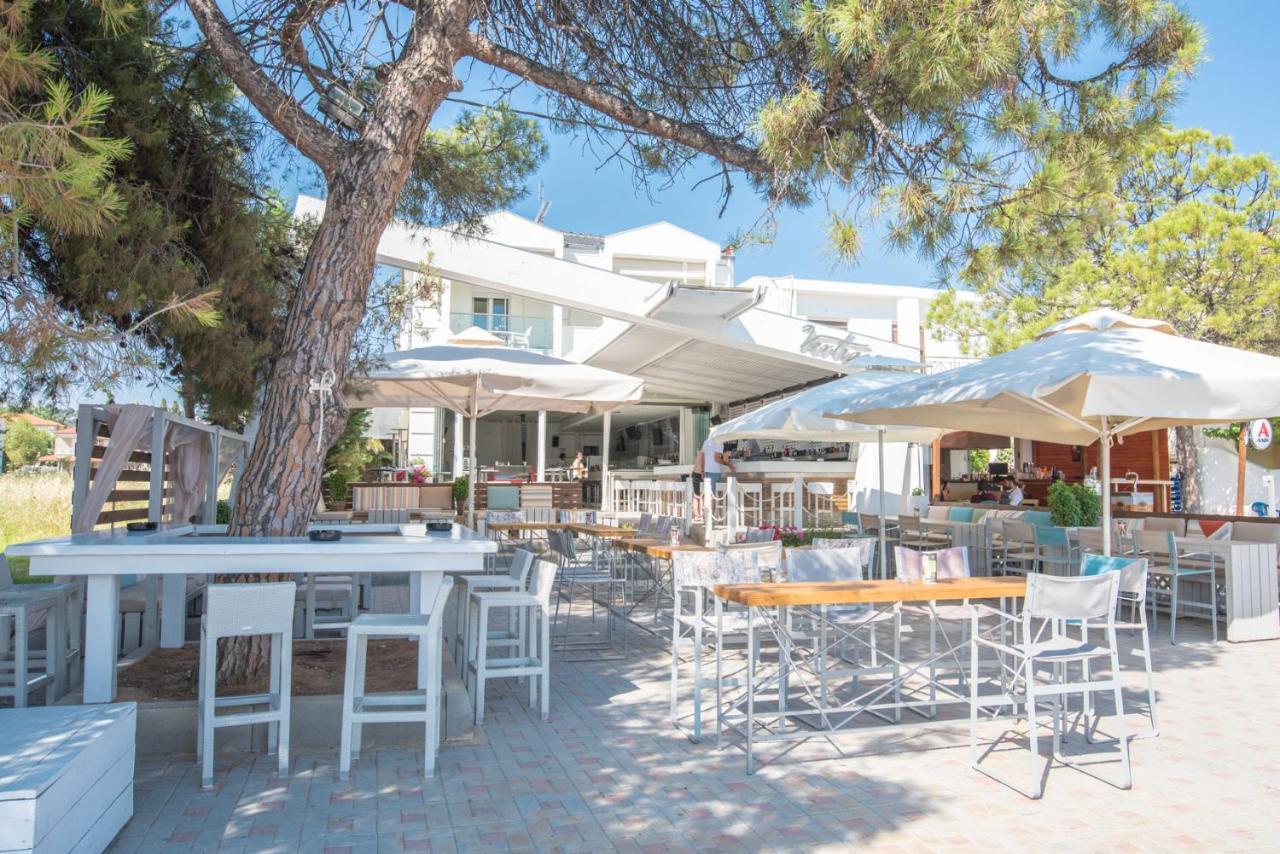 Vertigo Seaside Apartments Nikiti  Extérieur photo