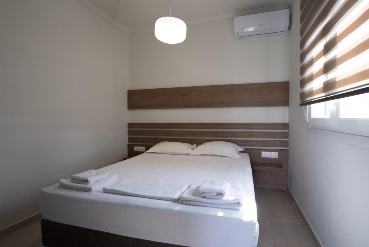 Vertigo Seaside Apartments Nikiti  Extérieur photo