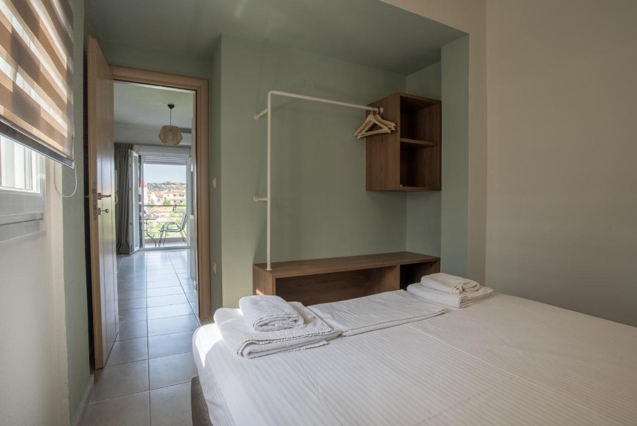 Vertigo Seaside Apartments Nikiti  Extérieur photo
