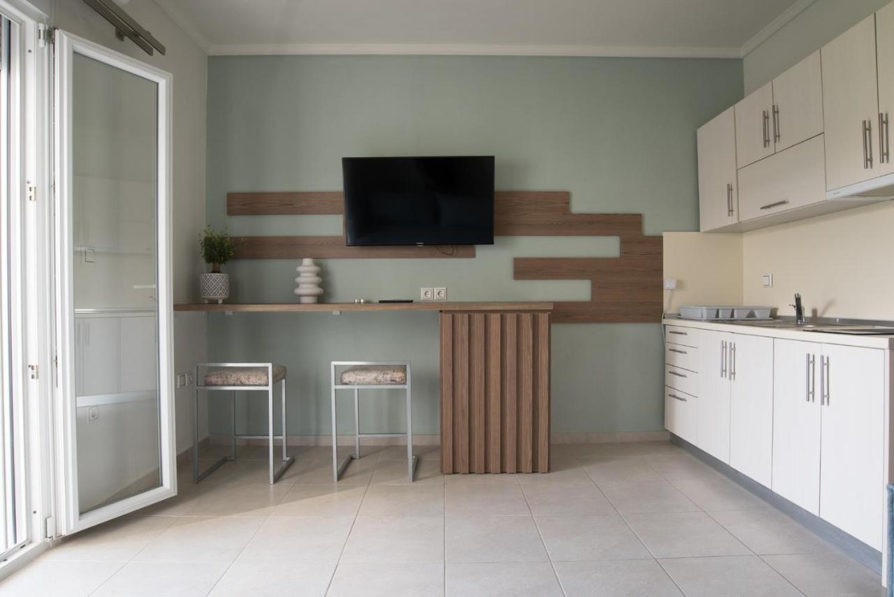 Vertigo Seaside Apartments Nikiti  Extérieur photo