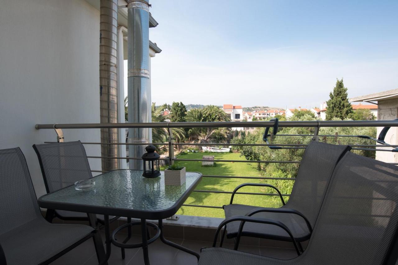 Vertigo Seaside Apartments Nikiti  Extérieur photo